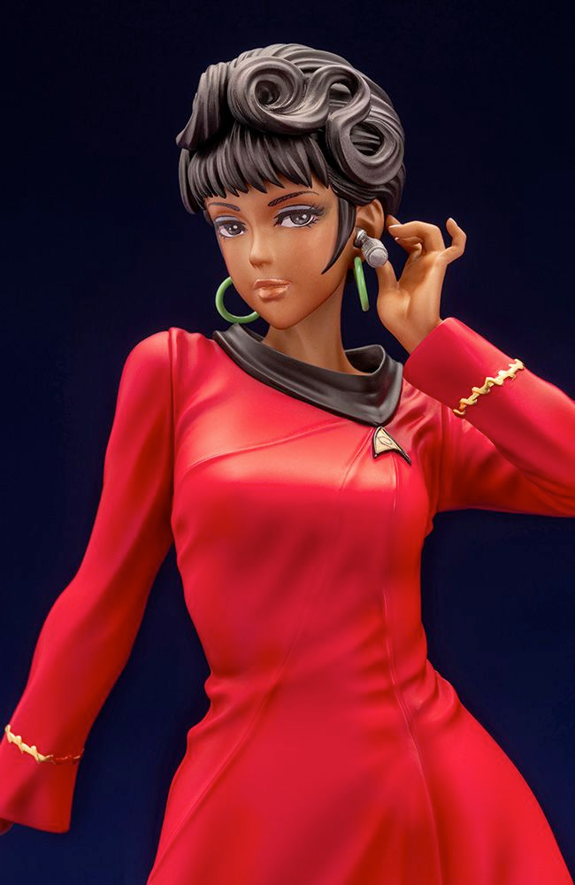 Lieutenant Uhura Star Trek Bishoujo Statue from an Illustration by Shunya Yamashita