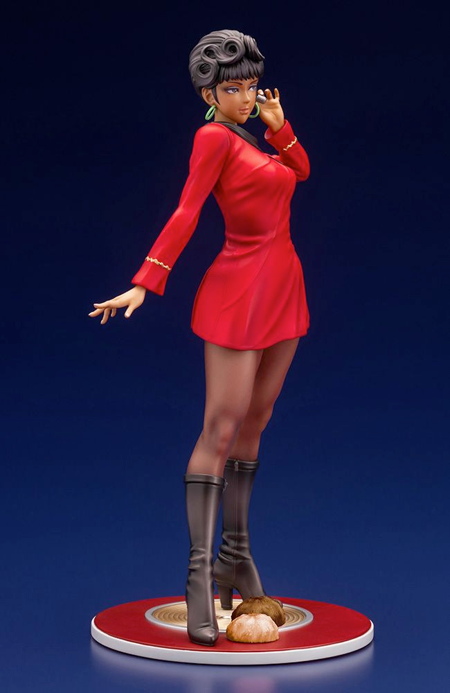 Lieutenant Uhura Star Trek Bishoujo Statue from an Illustration by Shunya Yamashita