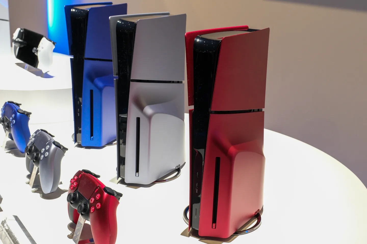 Currently, the PS5 Slim only has three cover colors