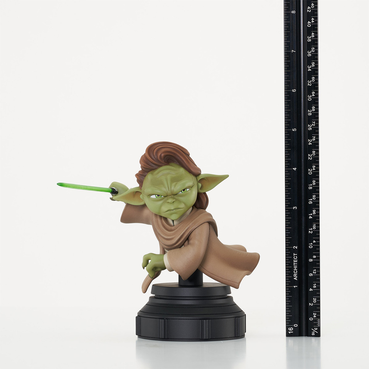 Yaddle Mestre Jedi em Star Wars: Tales of the Jedi - Mini-Busto 1:6 Gentle Giant