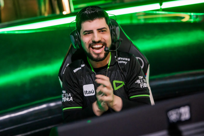 Image of LOUD player Robo at LoL Worlds 2023