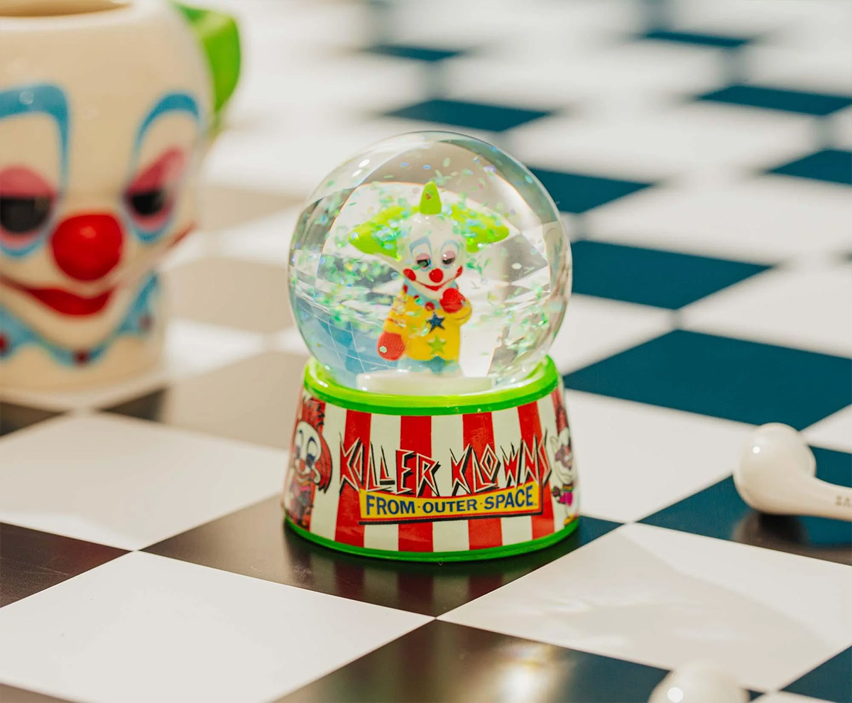 Killer Klowns from Outer Space Snow Globe