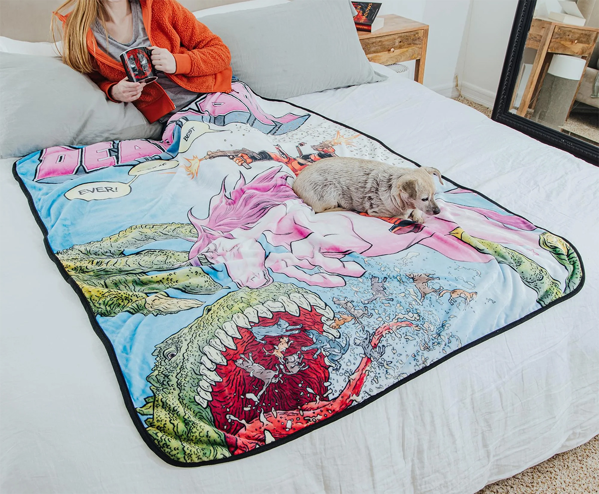Deadpool Lance blanket in pink unicorn