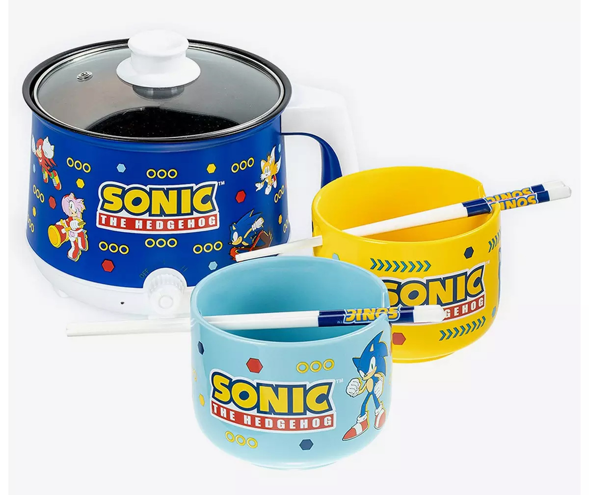 Electric Power Sonic The Hedgehog with 2 Bowls of Ramen