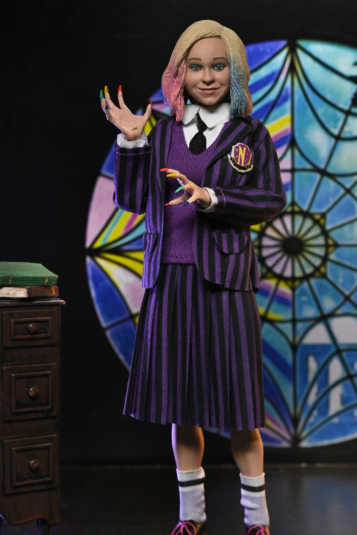 Action Figures Neca Clothed Wednesday Addams e Enid (Wandinha)