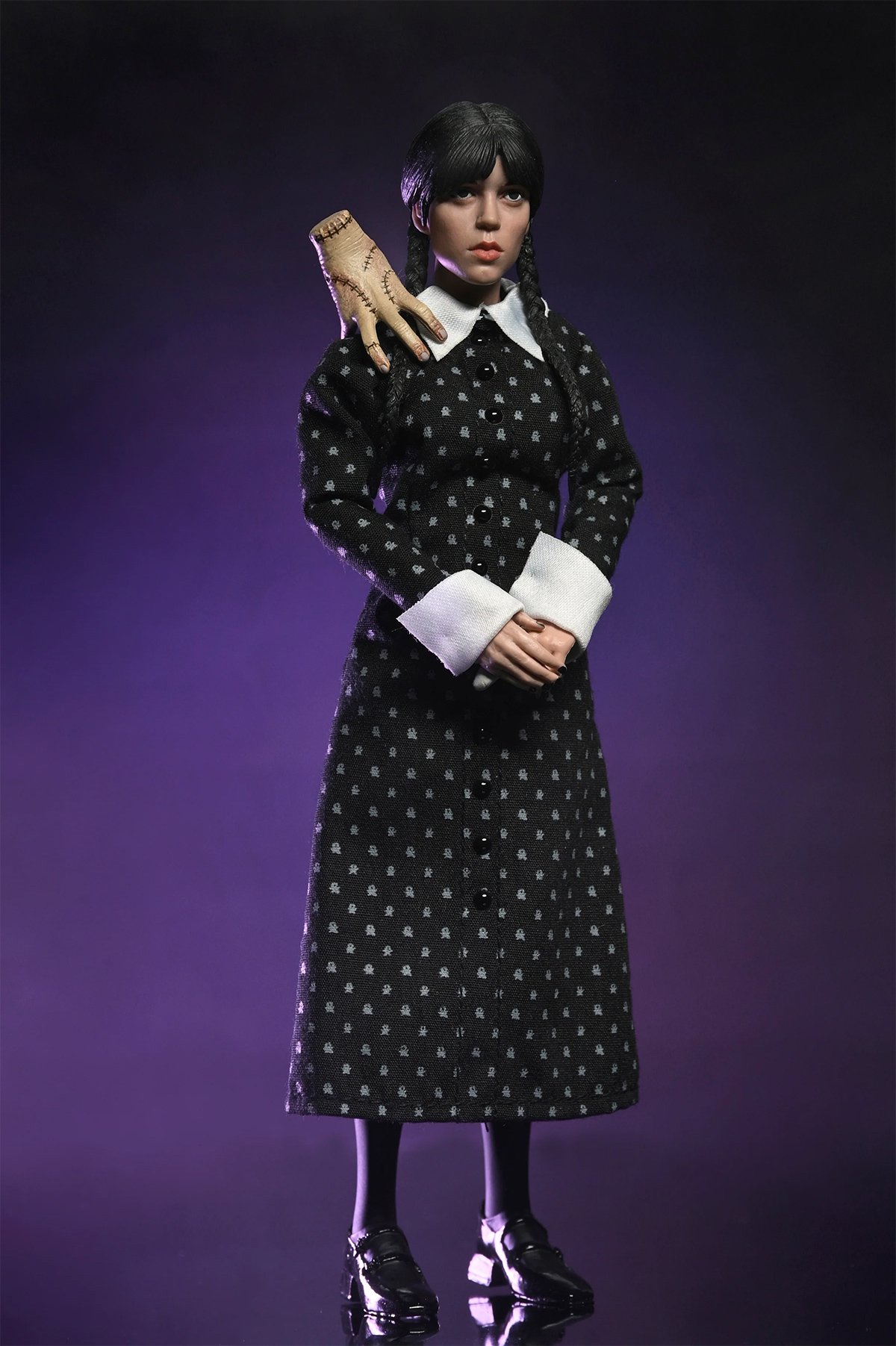 Action Figures Neca Clothed Wednesday Addams e Enid (Wandinha)