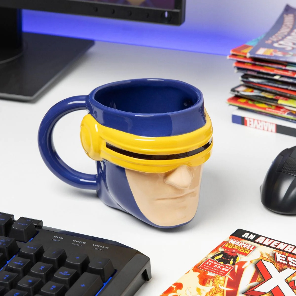X-Men Cyclops (Scott Summers) with reactive heat display