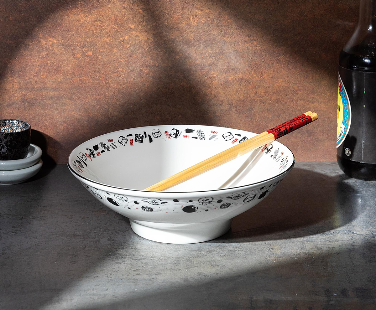 Donburi Star Wars Bowl with Sum-e Style Art
