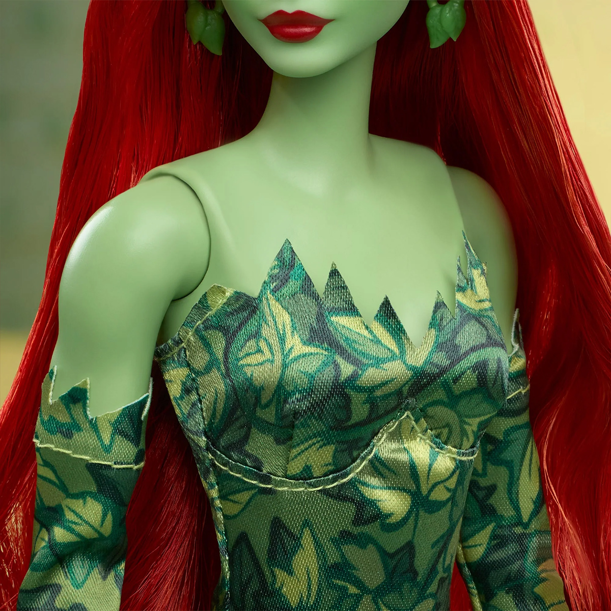 Barbie Doll Poison Ivy (Poison Ivy) DC Comics
